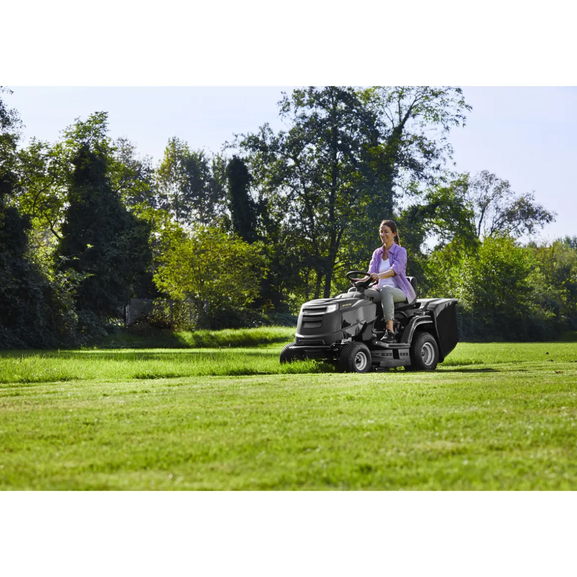 Alpina-Garden Rasentraktor AT4 84 HA