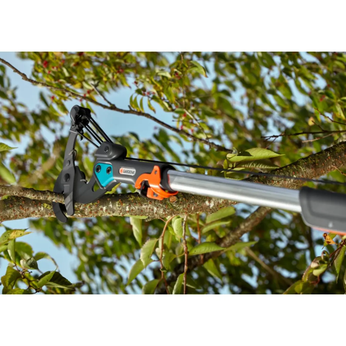 Gardena Baumschere Combisystem Bypass mit Stiel