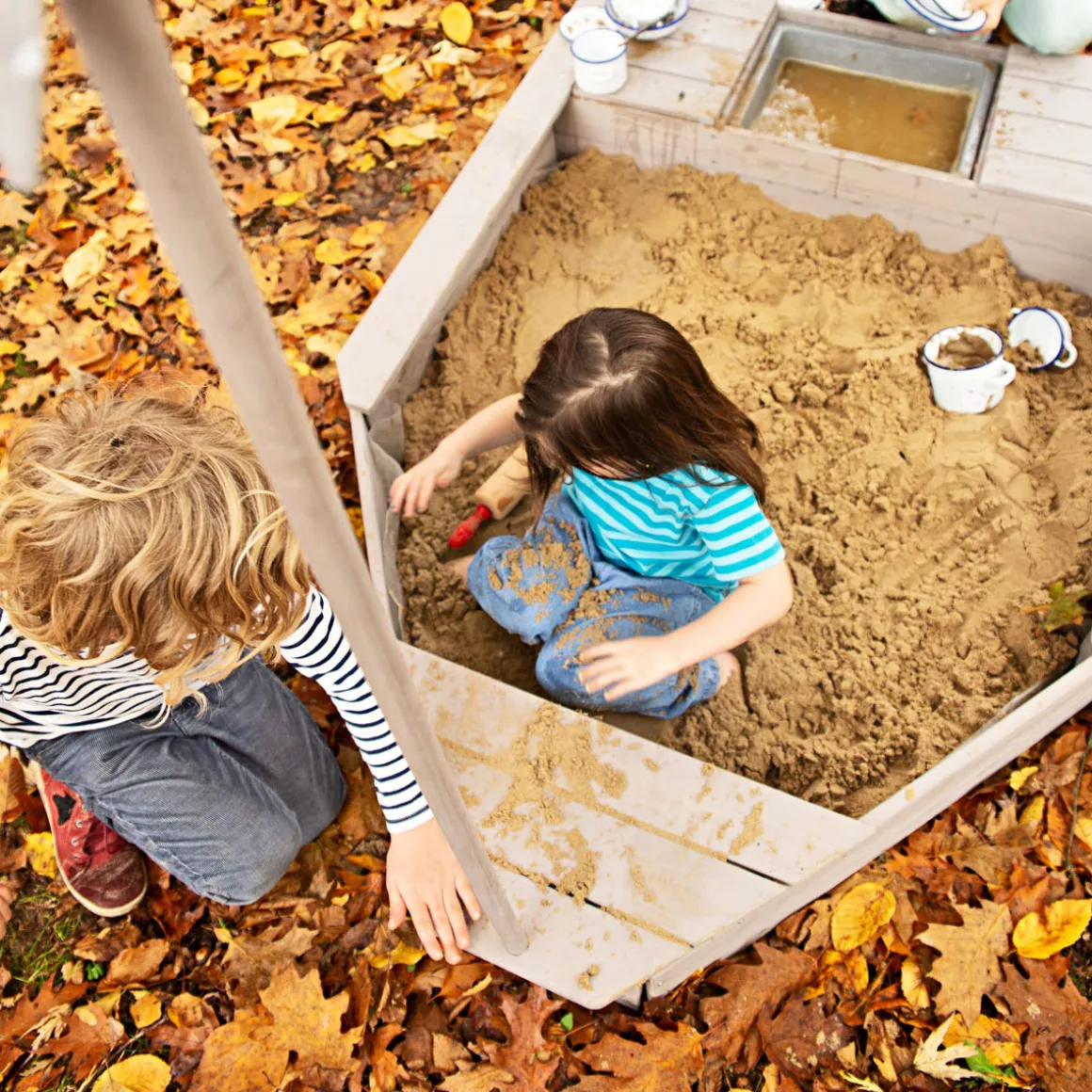 Sandkasten Boot 65 x 109 x 154 cm