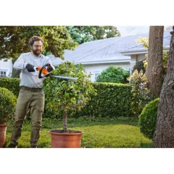 Stihl Akku-Heckenschere HSA 40 Set mit 2x Akku und Ladegerät