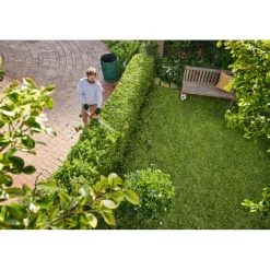 Stihl Akku-Heckenschere HSA 40 Set mit 2x Akku und Ladegerät